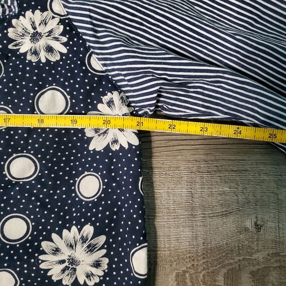 Unique 100% Cotton Floral & Striped Button-up Blouse Womens Size Small - Picture 10 of 14
